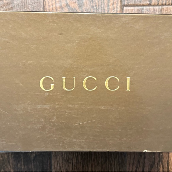 NEW IN BOX GUCCI PATENT LEATHER PLATFORM WEDGES CORAL SZ 7 - Picture 11 of 11